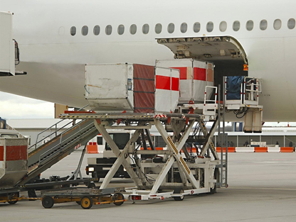 Door to Airport Air Cargo Service 
